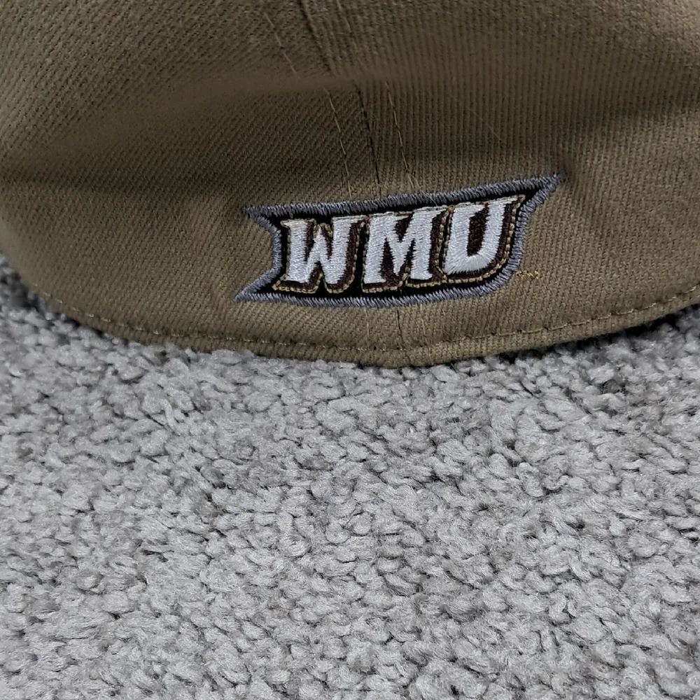 Top‎ Of The World Denver Broncos Logo Hat Embroidered